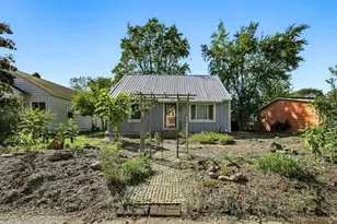 1132 Pershing St, Eau Claire, WI 54703 - Photo 1
