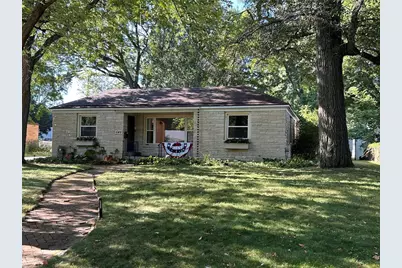 649 Putnam Drive, Eau Claire, WI 54701 - Photo 2