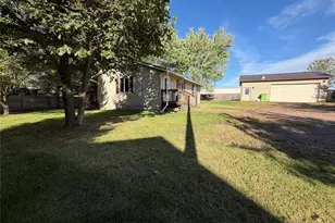 232 Central St, Cadott, WI 54727 - Photo 6