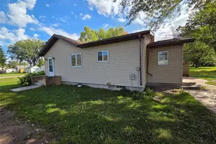 W5587 Davlin St, Sheldon, WI 54766 - Photo 26