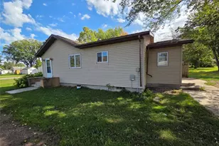 W5587 Davlin St, Sheldon, WI 54766 - Photo 24