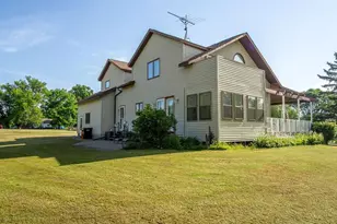 749 Madison St, Stanley, WI 54768 - Photo 4