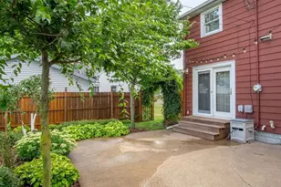 2017 11th St, Eau Claire, WI 54703 - Photo 6