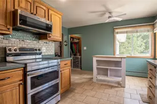 216 17th St, Menomonie, WI 54751 - Photo 16