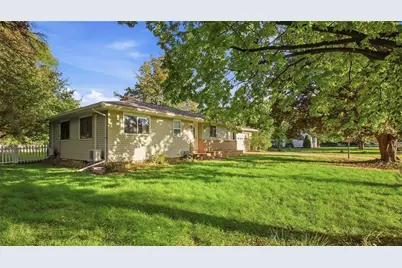216 17th Street, Menomonie, WI 54751 - Photo 2