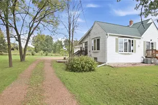 529 W Maple St, Stanley, WI 54768 - Photo 2
