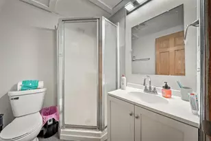 317 Earl St, Eau Claire, WI 54703 - Photo 16