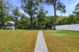 4305 N Shore Dr, Eau Claire, WI 54703 - Photo 38