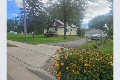 307 E Begley Street, Greenwood, WI 54437 - Photo 1