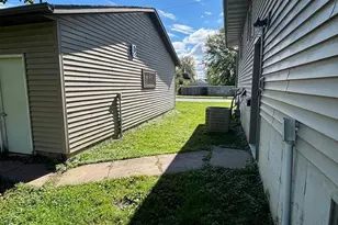 105 1st St, Arcadia, WI 54612 - Photo 12