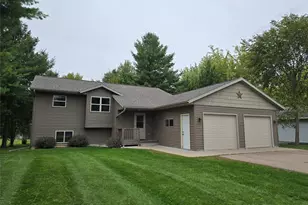 298 Thompson Terrace Dr, Cameron, WI 54822 - Photo 1