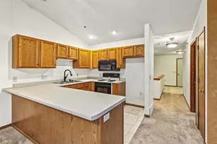 5328 Prill Rd, Eau Claire, WI 54701 - Photo 8