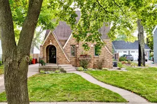 1627 Rust St, Eau Claire, WI 54701 - Photo 2