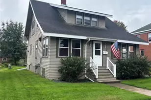 609 Jefferson St, Arcadia, WI 54612 - Photo 2