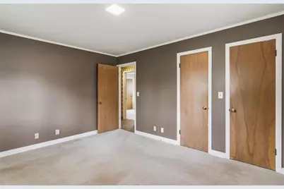 404 W Macarthur Avenue, Eau Claire, WI 54701 - Photo 16