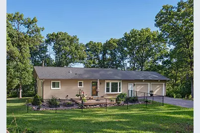 1800 White Oak Drive, Eau Claire, WI 54703 - Photo 1