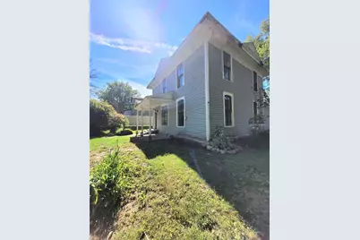 104 Court Street, Neillsville, WI 54456 - Photo 2