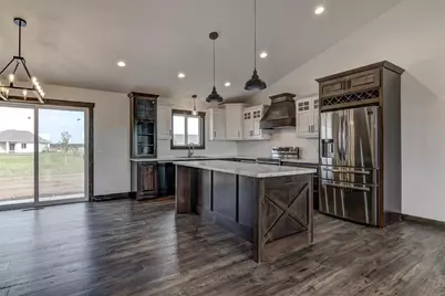1826 Tucker Trail, Eau Claire, WI 54703 - Photo 2