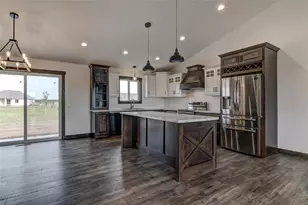 1826 Tucker Trl, Eau Claire, WI 54703 - Photo 2