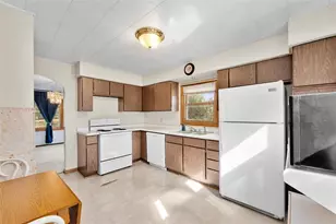 2445 Harrision St, Eau Claire, WI 54703 - Photo 34