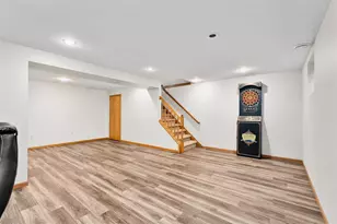2704 Hemlock Ln, Eau Claire, WI 54703 - Photo 22