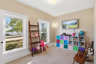 222 Michigan St, Eau Claire, WI 54703 - Photo 10