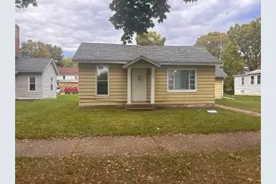 528 Niagara Street, Eau Claire, WI 54703 - Photo 1