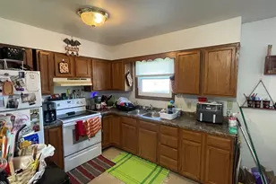 2218 Peters Dr, Eau Claire, WI 54703 - Photo 14