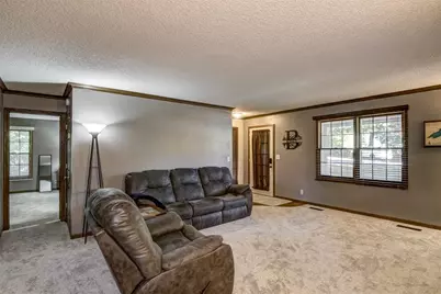 4610 Woodstock Court, Eau Claire, WI 54701 - Photo 4