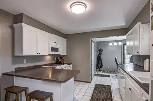 4610 Woodstock Ct, Eau Claire, WI 54701 - Photo 6