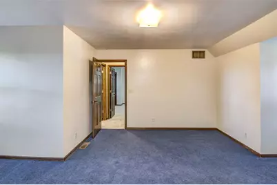 4610 Woodstock Court, Eau Claire, WI 54701 - Photo 22