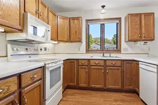 2747 Diane Ln, Eau Claire, WI 54703 - Photo 12