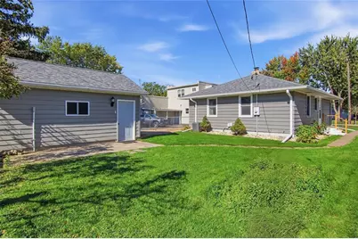 1043 Vine Street, Eau Claire, WI 54703 - Photo 28