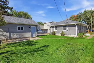 1043 Vine St, Eau Claire, WI 54703 - Photo 28