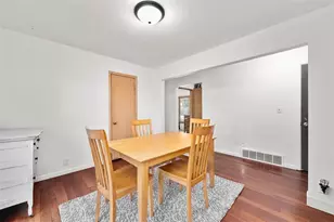 1703 Lloyd Ave, Eau Claire, WI 54701 - Photo 14