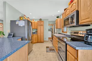 219 Spruce St, Spooner, WI 54801 - Photo 12