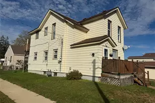 270 W Elm, Chippewa Falls, WI 54729 - Photo 14