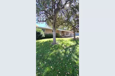 506 Pease Street, Augusta, WI 54722 - Photo 4