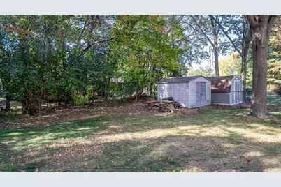2922 Wayland Court, Eau Claire, WI 54703 - Photo 4