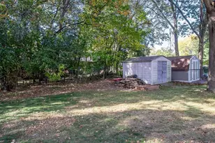 2922 Wayland Ct, Eau Claire, WI 54703 - Photo 4