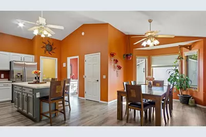 2922 Wayland Court, Eau Claire, WI 54703 - Photo 32