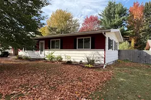 1435 York St, Bloomer, WI 54724 - Photo 2