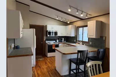 1435 York St, Bloomer, WI 54724 - Photo 10
