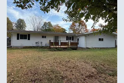 1435 York St, Bloomer, WI 54724 - Photo 4