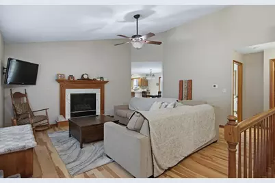 E9412 690th Avenue, Elk Mound, WI 54739 - Photo 4