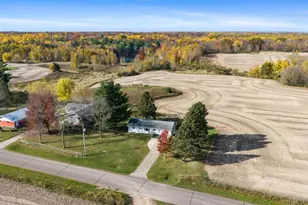 456 3rd St, Clayton, WI 54004 - Photo 36
