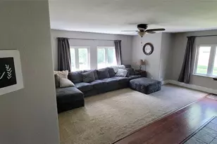 302 E Main St, Thorp, WI 54771 - Photo 10