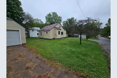 1203 13th Avenue, Menomonie, WI 54751 - Photo 2