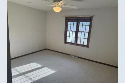 911 Windsong Lane, Onalaska, WI 54650 - Photo 18