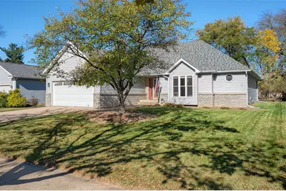 332 W Hamilton Avenue, Eau Claire, WI 54701 - Photo 1